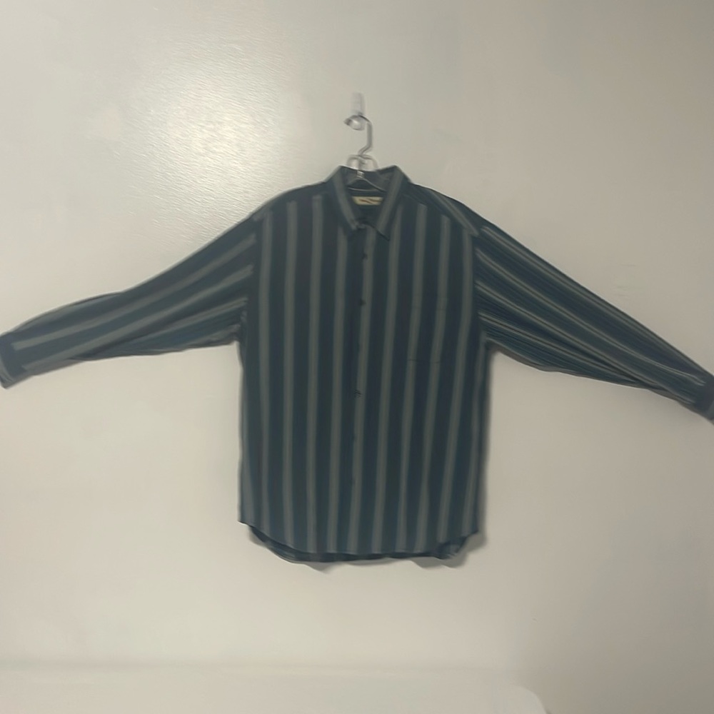 Men’s large Tommy Bahama